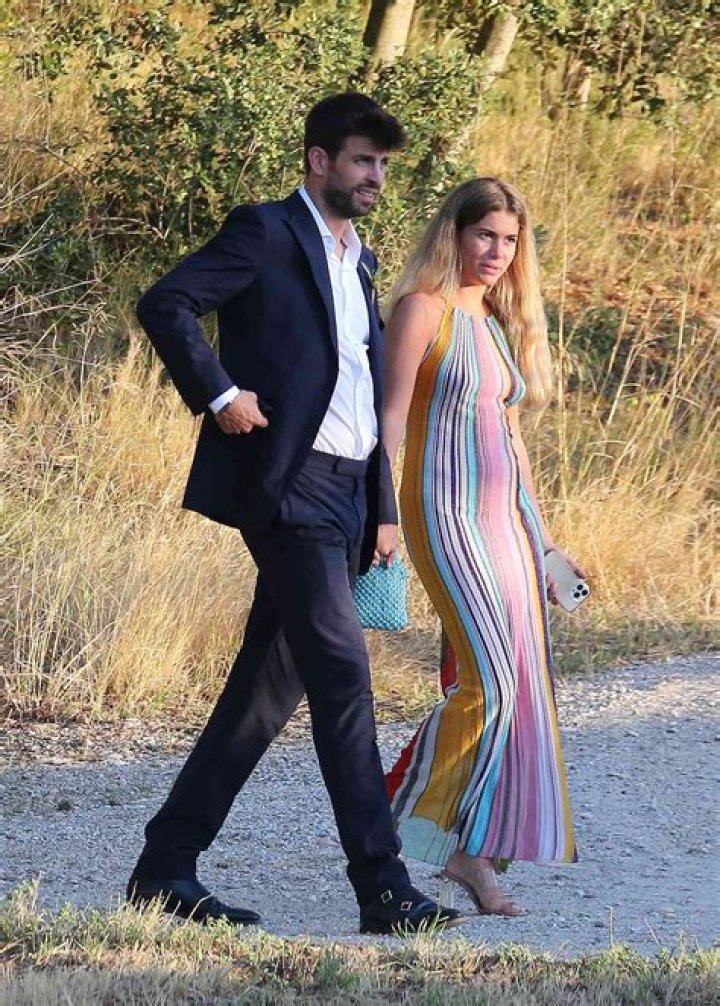 Gerard Pique gives a rare glimpse of his and girlfriend Clara Chia Marti’s romance