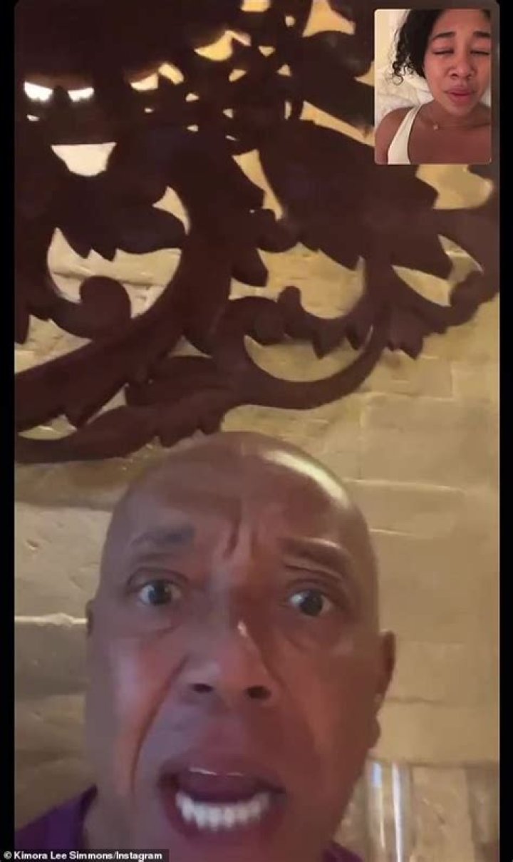 “Get out of my face, b-!” Screamed Kimora Lee Simmons