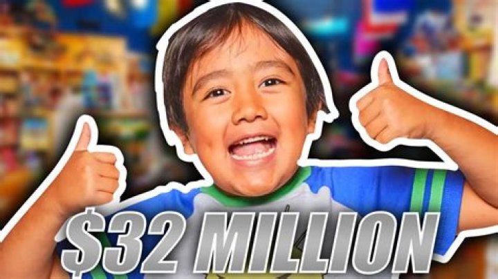 Greg's World net worth, income and estimated earnings of Youtuber channel