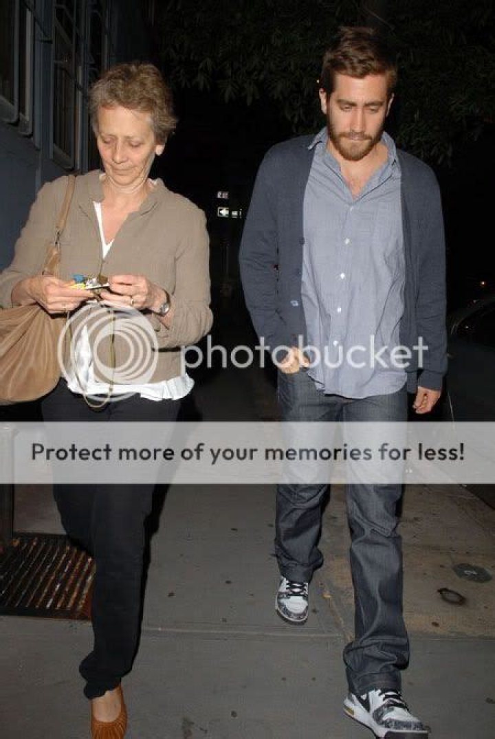 Gyllenhaal parents in financial strife