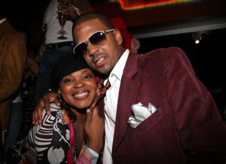 Head of Def Jam records, Shakir Stewart, dies in apparent suicide