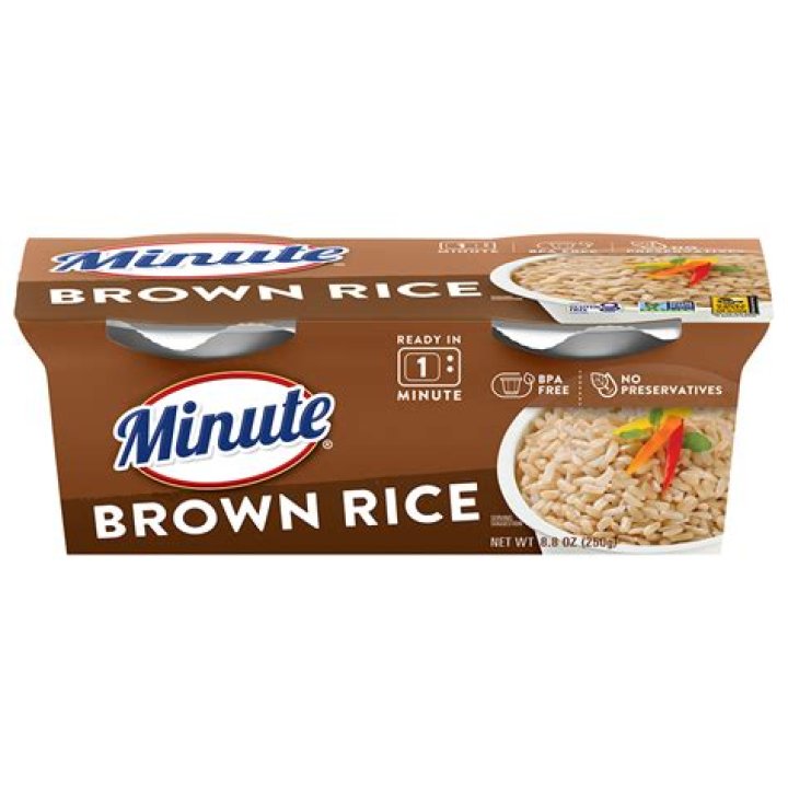 How do you cook minute rice in the microwave?