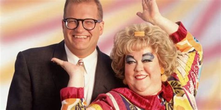 How Old And Tall Is Drew Carey? His Girlfriend, Parents, Sexuality