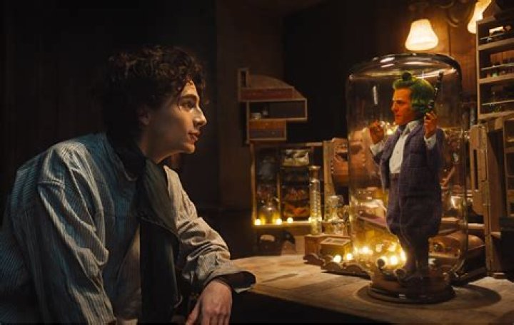 Hugh Grant tries to get ex Jemima Khan drunk