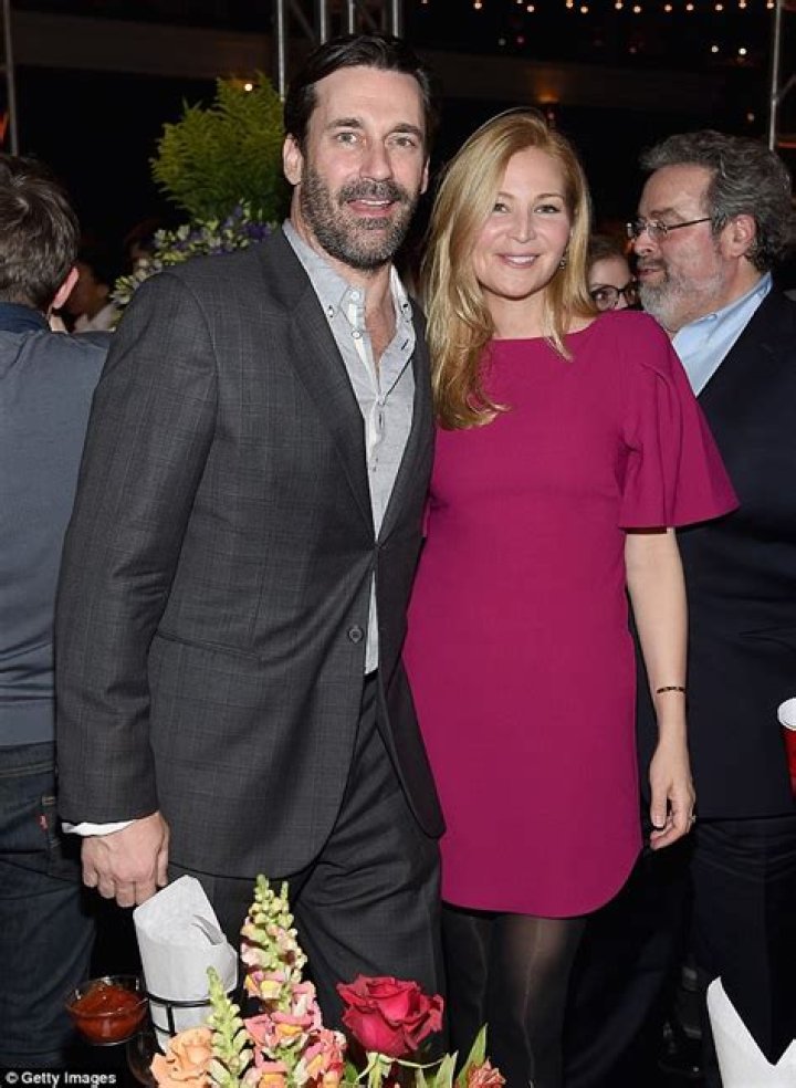 In Touch: Jennifer Westfeldt dumped Jon Hamm before he entered rehab?