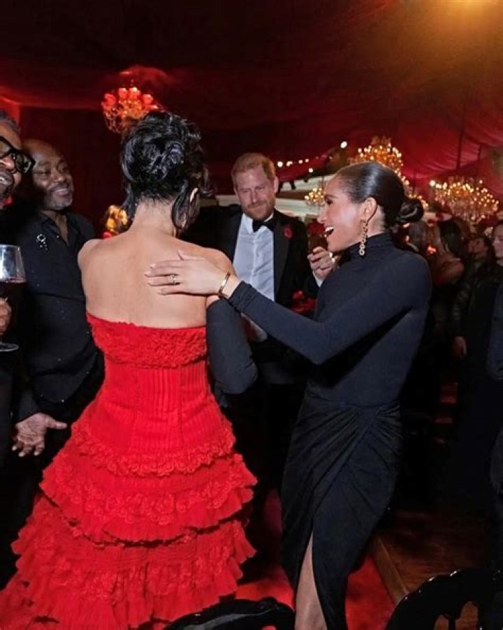 Is Duchess Meghan wearing clip-in extensions in the Sussexes’ Spotify clip?