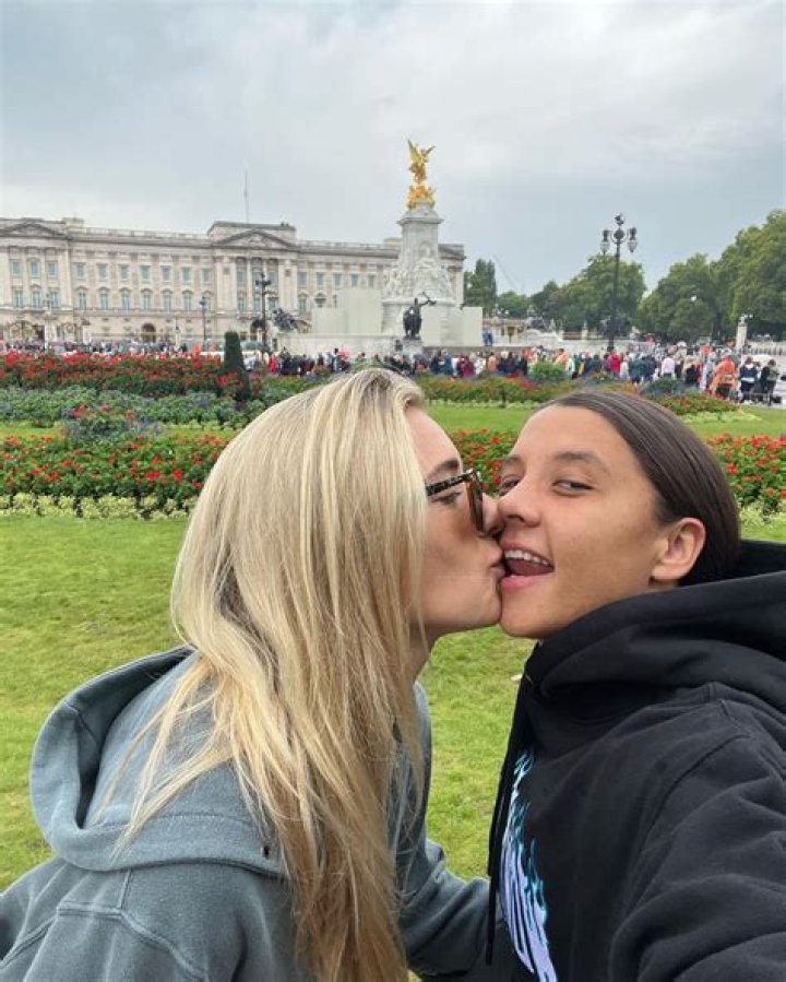 Is Kristie Mewis Lesbian? Partner Samm Kerr And Family Ethnicity