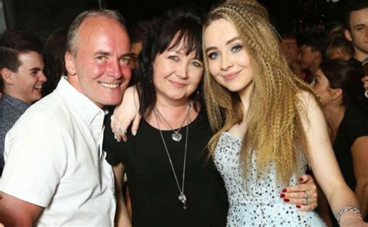 Is Sabrina Carpenter Related To Karen Carpenter? Family Tree