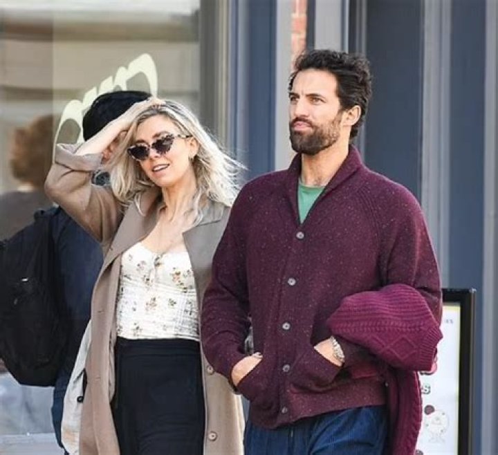 Is Vanessa Kirby Married In 2023? Dating History