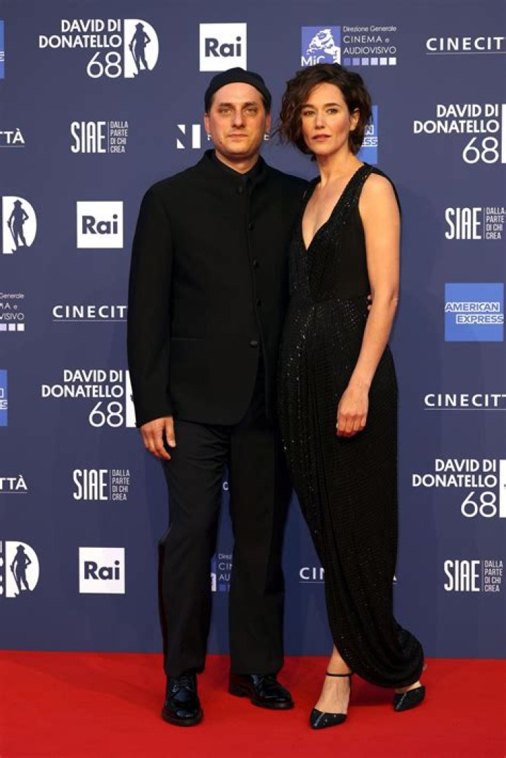 Italian movie actor, Luca Marinelli's wife is Alissa Jung, a German actress.
