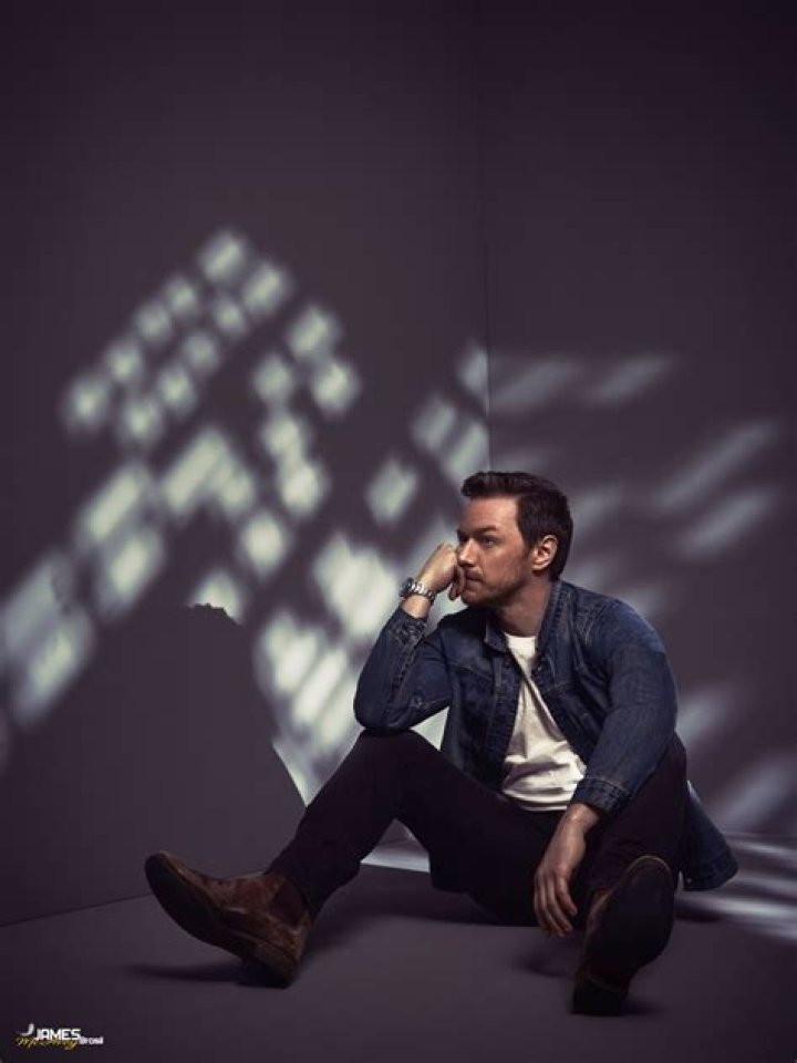 James McAvoy - Photoshoot x38 HQ Poster G551614