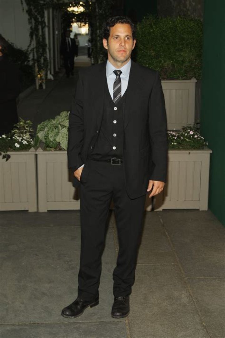 James Perse Net Worth - Wiki, Age, Weight and Height, Relationships, Family, and More