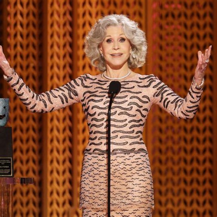 Jane Fonda: Women tend to get more robust as they age, men get more conservative