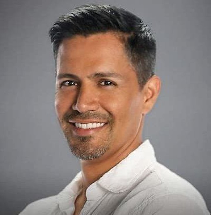 Jay Hernandez Bio (Wiki) 