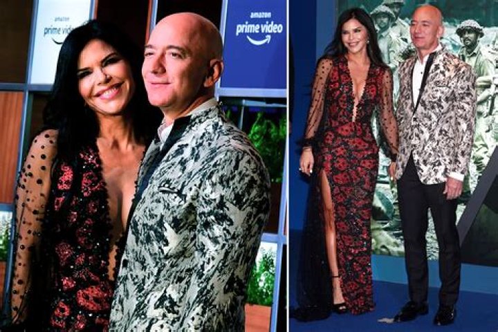 Jeff Bezos & Lauren Sanchez make their red carpet couple debut in Mumbai, India