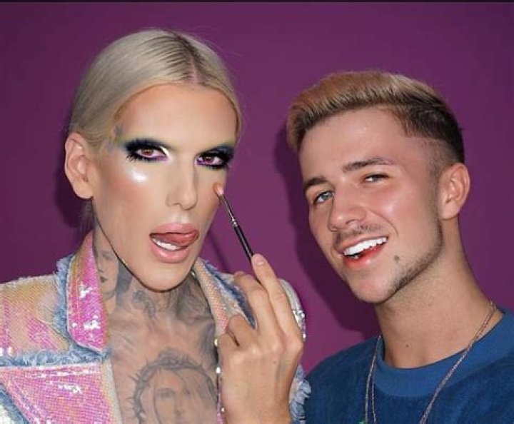 Jeffree Star’s boyfriend of one month denies stealing from him after their split