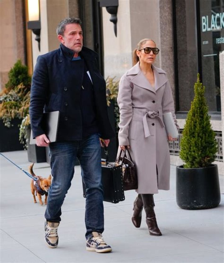 “Jennifer Lopez & Ben Affleck checked out some NYC real estate” links