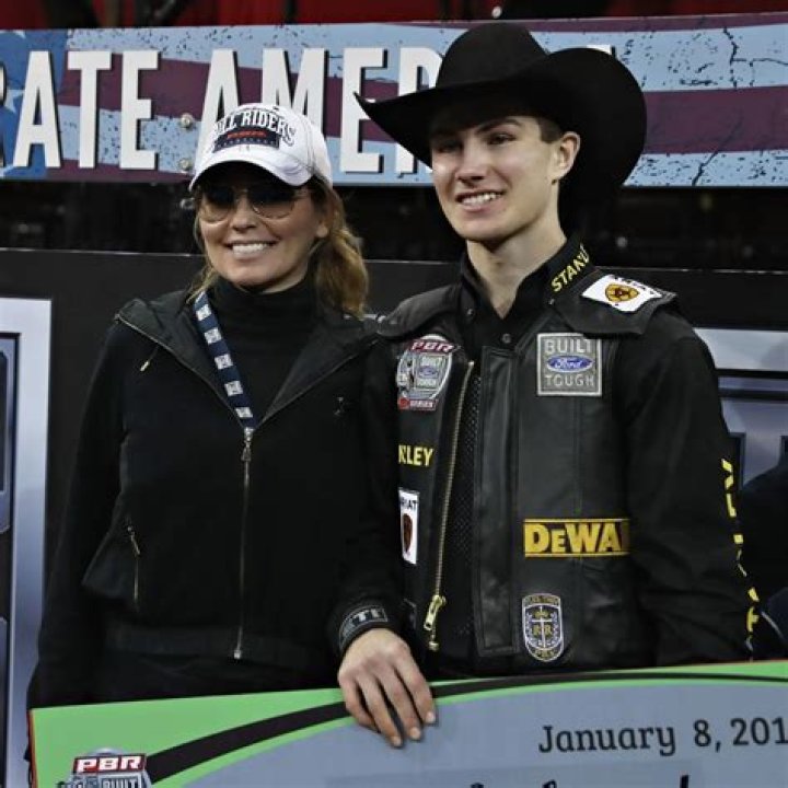 Jess Lockwood Wiki, Age, Married, Girlfriend, Net Worth