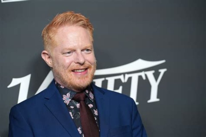 Jesse Tyler Ferguson Bio (Wiki) 