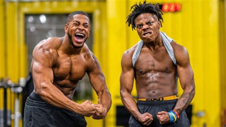 Joe Manganiello spent a whole hour at the gym only working on his abs