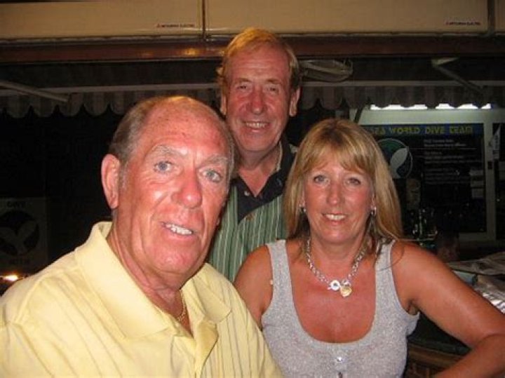 John Lowe Wife Karen Lowe: Married Life And Children