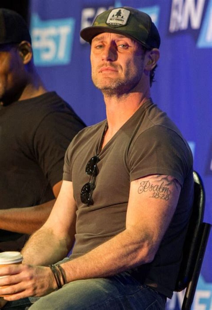 Josh Stewart Net Worth - Wiki, Age, Weight and Height, Relationships, Family, and More