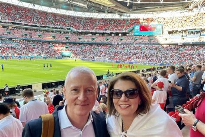 Julia Hartley-Brewer Husband Rob Walton Married Life And Kids