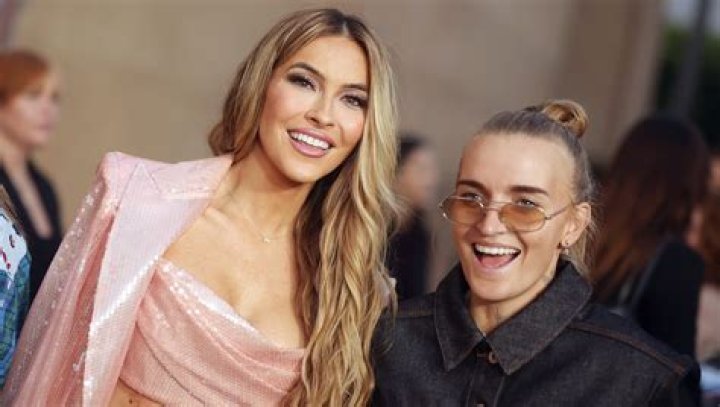 Justin Hartley and Chrishell Stause’s chapter is officially over! Divorce finalized