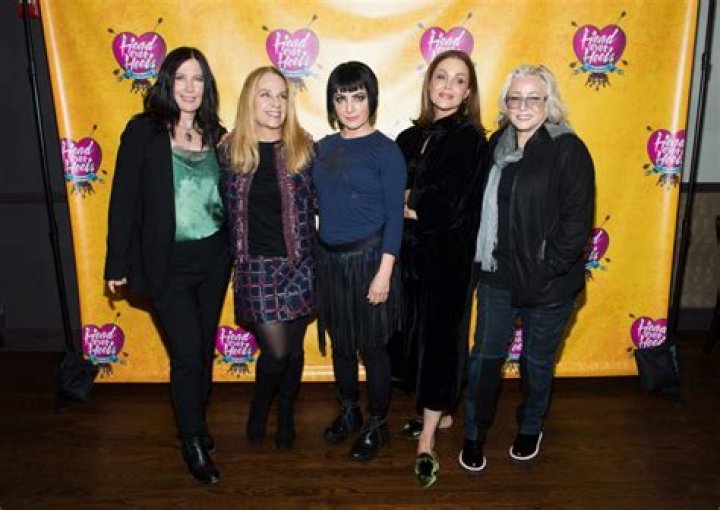 Kathy Valentine Net Worth - Wiki, Age, Weight and Height, Relationships, Family, and More