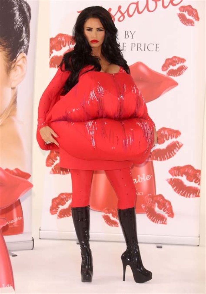 	Katie Price probably expecting twins by her ‘part-time stripper’ third husband	