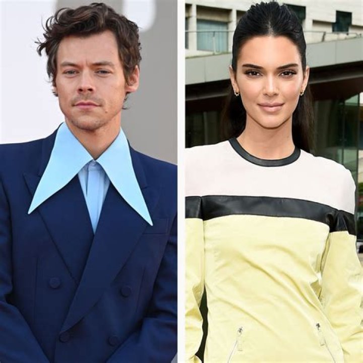 Kendall Jenner Wants Harry Styles Back and He’s Not Interested
