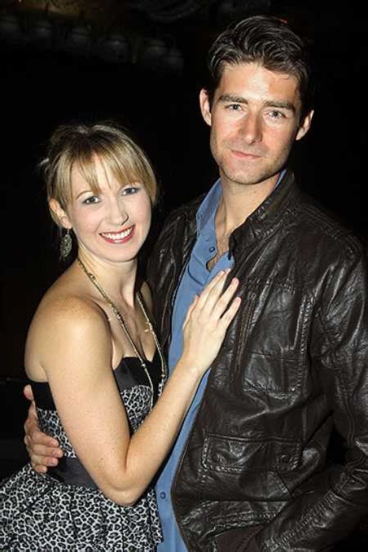 Know the Relationship Status of Broadway Actress, Sara Jean Ford And Her Net Worth.