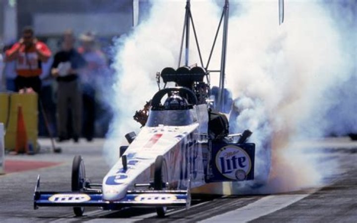 Larry Dixon Net Worth - Wiki, Age, Weight and Height, Relationships, Family, and More