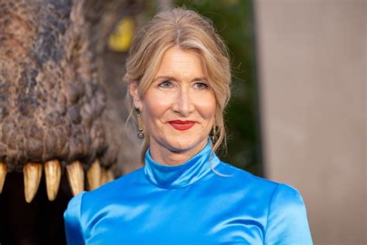 Laura Dern claims she ‘didn’t wear makeup’ in Jurassic World Dominion