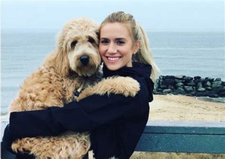 Lauren Burnham Bio (Wiki) 