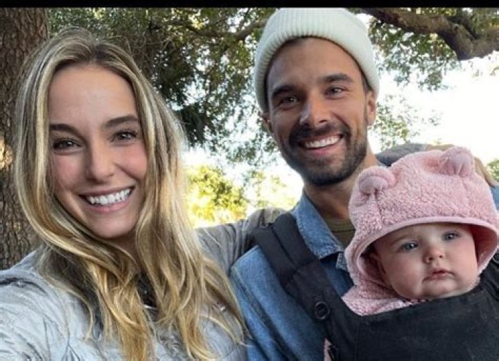 Lauren Swickard (Actress) Wiki, Bio, Age, Height, Weight, Measurements, Husband, Children, Facts