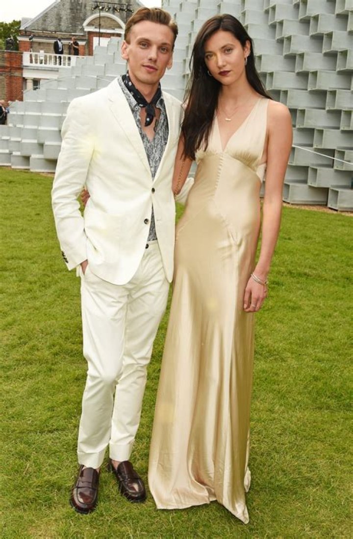 Lily Collins relationships, breakups, and rumors. Now back with her ex-boyfriend Jamie Campbell Bower