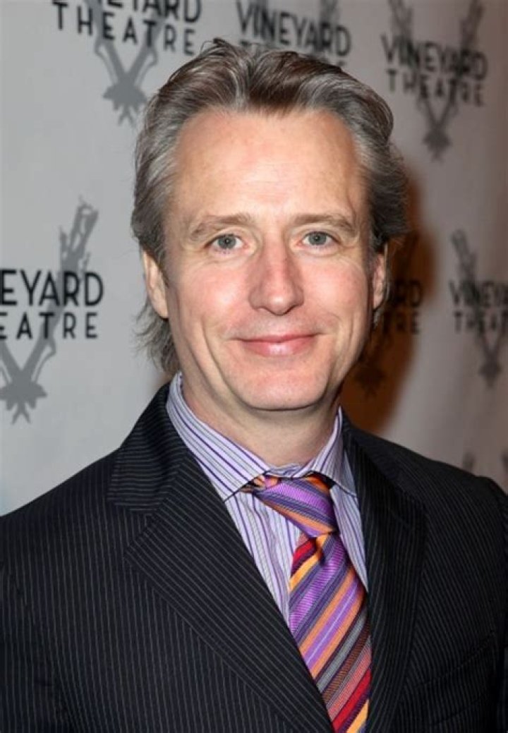 Linus Roache Bio (Wiki) 