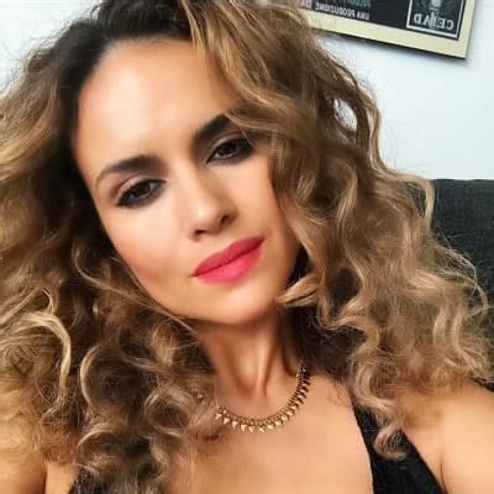 Lisa Marcos Bio (Wiki) 