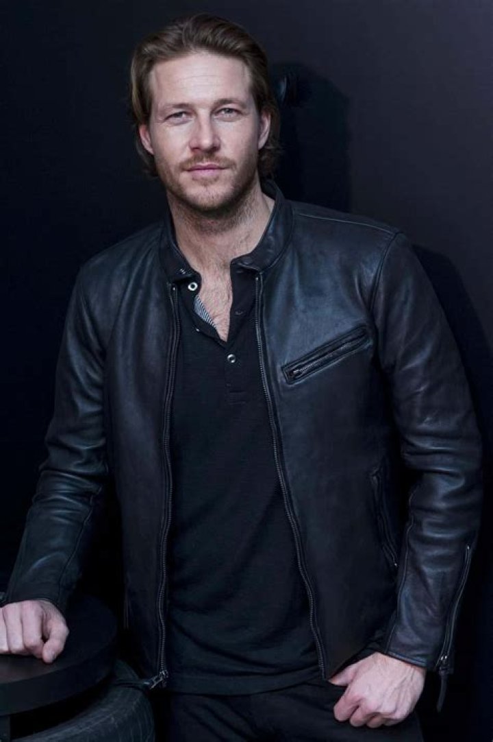 Luke Bracey Bio (Wiki) 