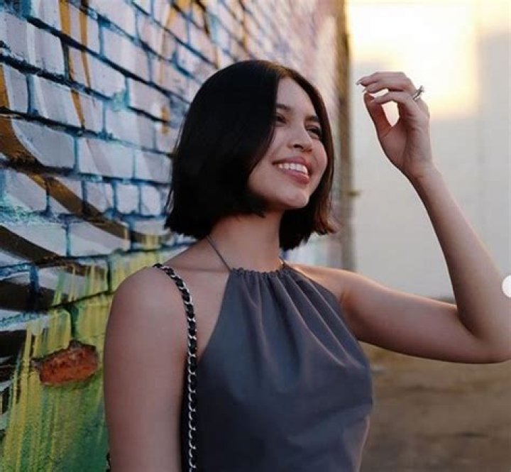 Maine Mendoza Four Siblings: Family And Religion