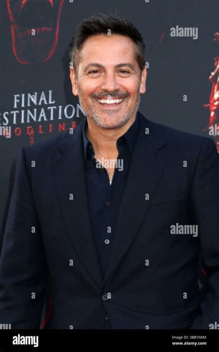 Michael Landes Bio (Wiki) 