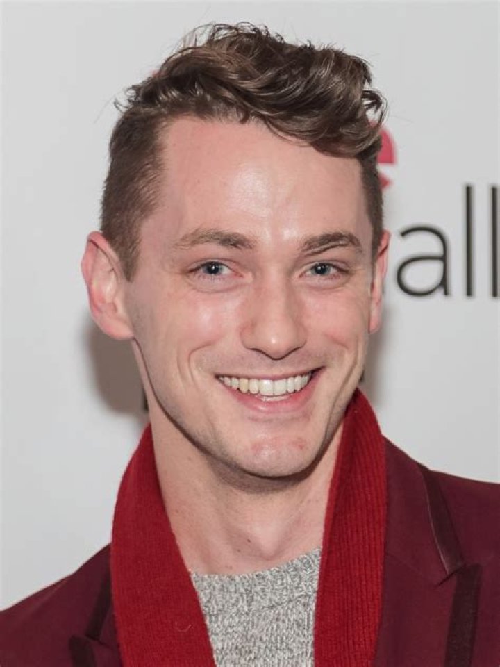 Michael Thomas Grant Bio (Wiki) 