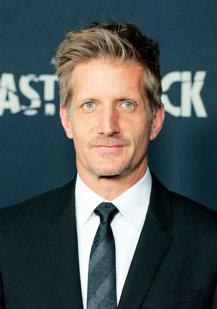 Paul Sparks Bio (Wiki) 