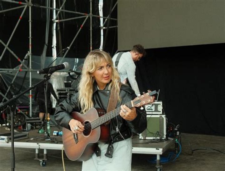 Paula Mattheus Wikipedia Edad: Family Ethnicity And Religion