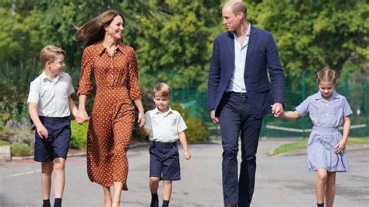 Prince William apologized to volunteers for only ‘giving words & the odd smile’