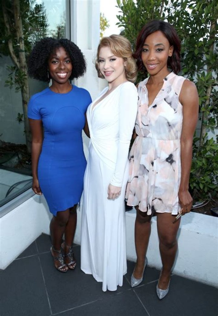 Renee Olstead Net Worth - Wiki, Age, Weight and Height, Relationships, Family, and More