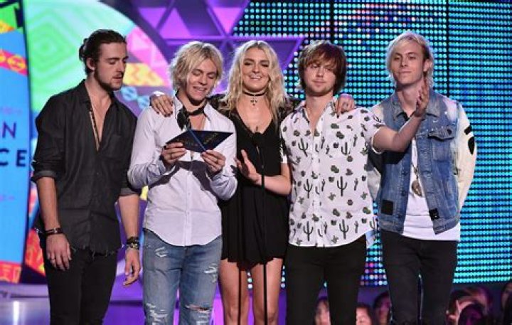 Riker Lynch Net Worth - Wiki, Age, Weight and Height, Relationships, Family, and More