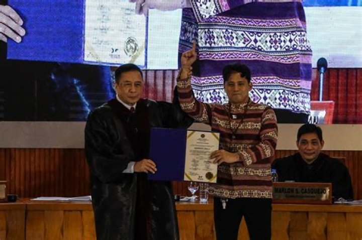 Robin Padilla Net Worth - Wiki, Age, Weight and Height, Relationships, Family, and More