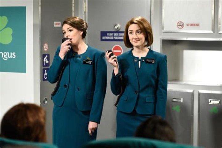 Saoirse Ronan tried to explain SNL’s controversial Aer Lingus sketch in Ireland